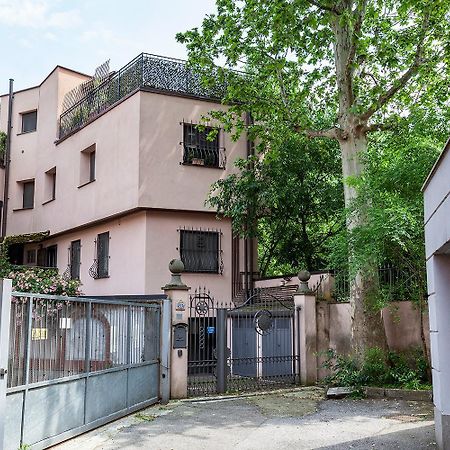 Appartamento Duplex Luminoso In Zona Residenziale Milano Esterno foto